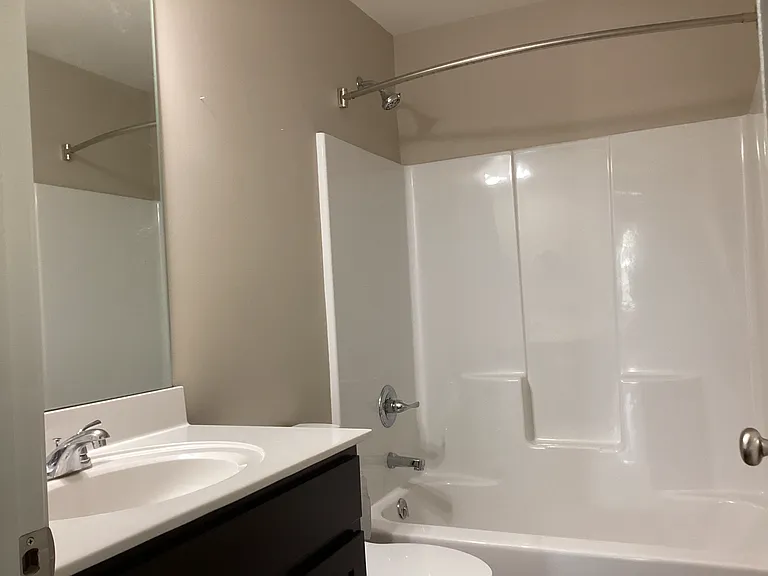 107 Sunset Ave — Photo 11