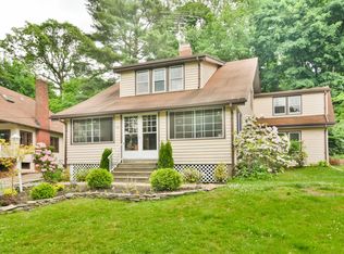 14 Welshman Ct, Caldwell, NJ 07006