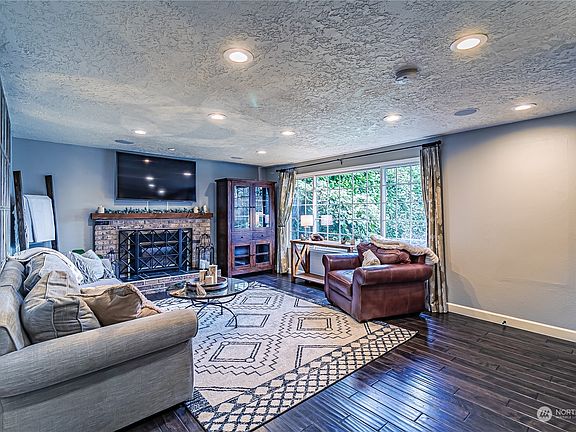 3rd image of 4102 64th Street Ct