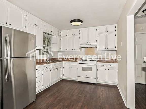 5th image of 7541 Acre Ln