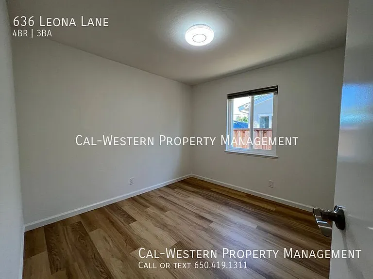 636 Leona Ln — Photo 7
