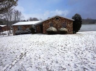 393 Golden Grove Rd, Baden, PA 15005