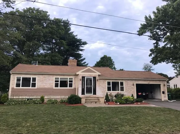 117 Pond Plain Rd, Westwood, MA 02090