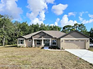 12412 Quigley Ave, Weeki Wachee, FL 34614