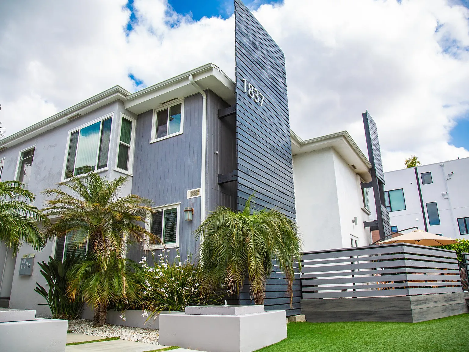 South Redondo Apartments — Photo 4