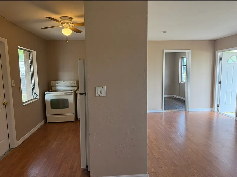 2733 Starlite Ln — Photo 8