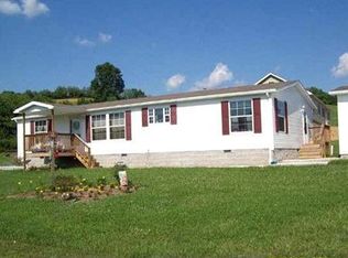 140 Chandler Dr, Shinnston, WV 26431