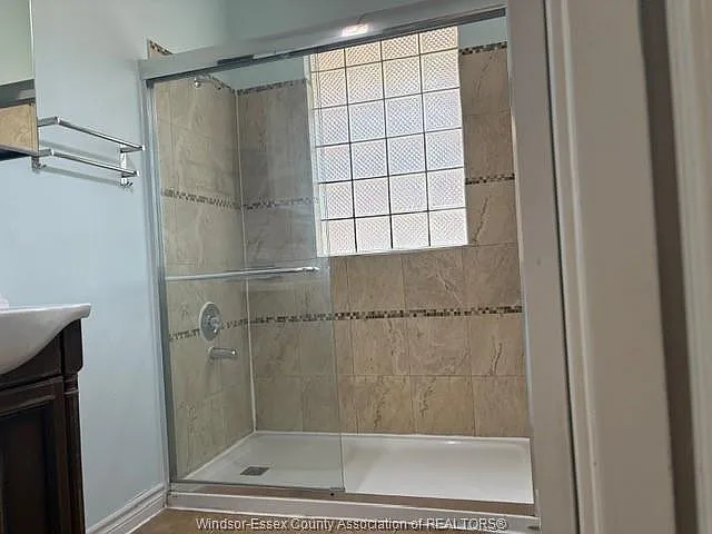 1370 Bruce Ave — Photo 20