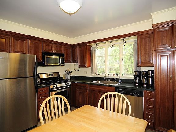 Updated Eat In Kitchen