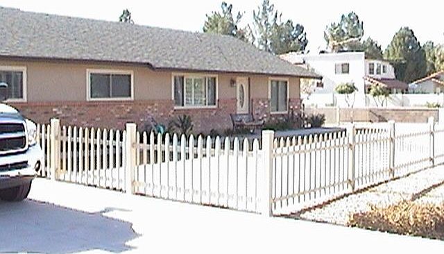 2nd image of 409 E Guadalupe Rd