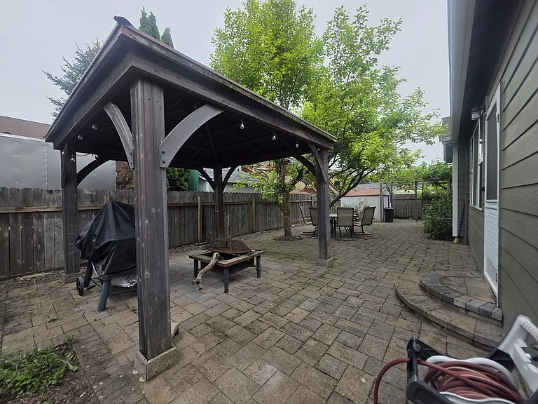 4373 Hearth St NE — Photo 63