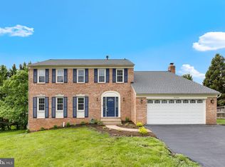 9309 Robnel Pl, Vienna, VA 22182