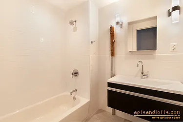 Rented by aptsandlofts.com