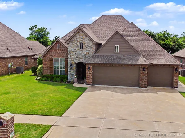 7906 N 142nd Ave E, Owasso, OK 74055
