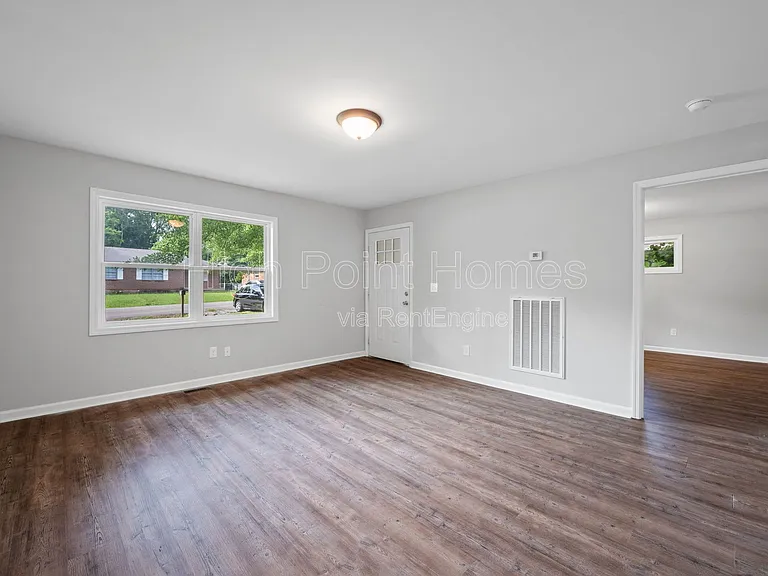 1317 Mayfield Ln #A — Photo 12