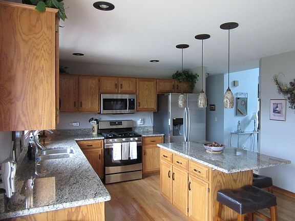4th image of 25033 W Sandra Ln
