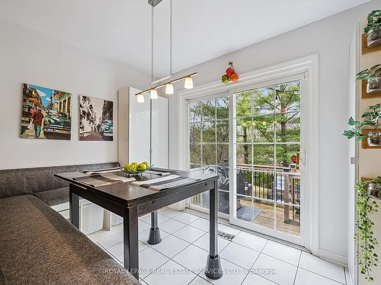 2485 Wooden Hill Cir — Photo 13