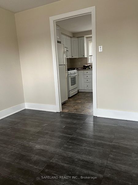Ajax House for rent - 4 Bedrooms — photo 5