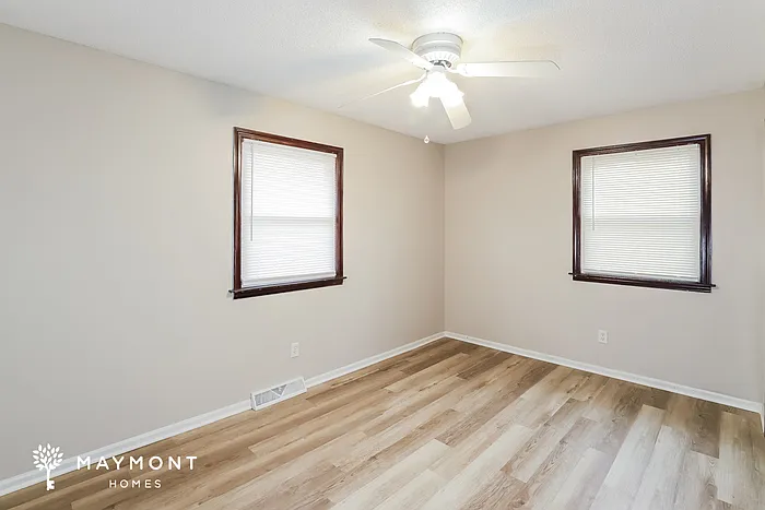 9732 NW Overhill Dr — Photo 10