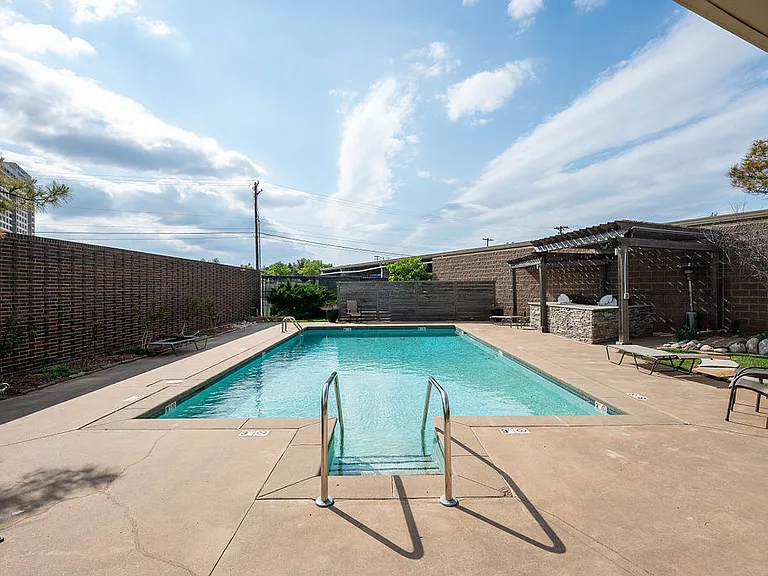 5900 Mosteller Dr #133 — Photo 20