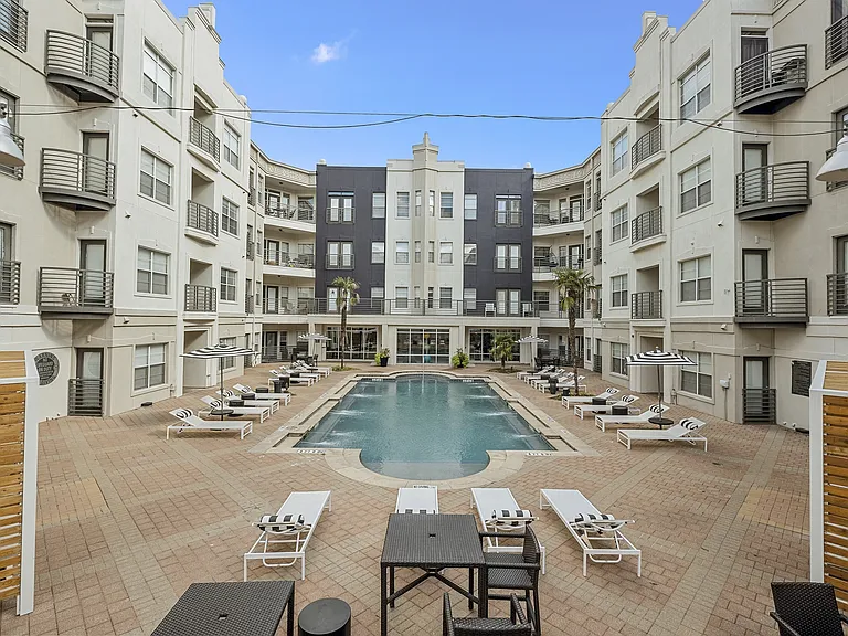 5 Mockingbird Apartments — Photo 38