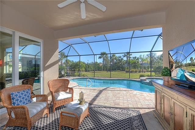 1st image of 9566 Coquina Cir