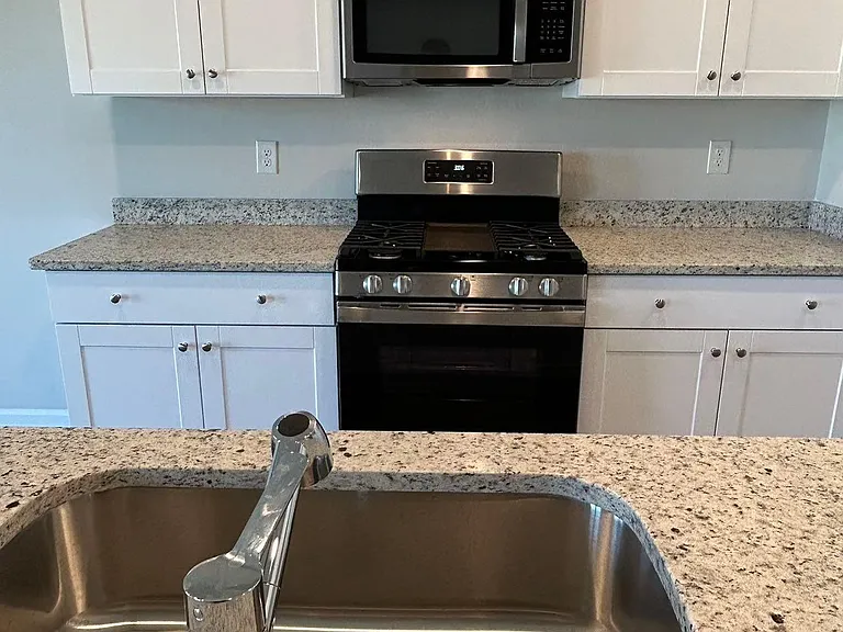 8048 Edge St — Photo 9