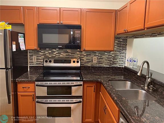 3rd image of 8311 Royal Palm Blvd #202