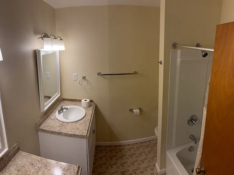 4913 Mandalay Rd — Photo 13