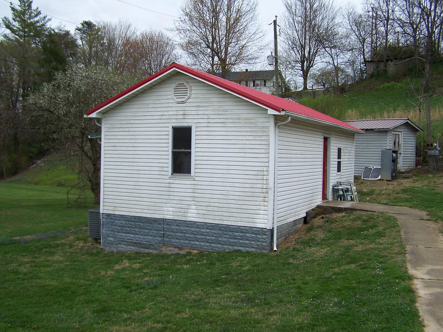 Studio, 780 sqft, $700 — Photo 1