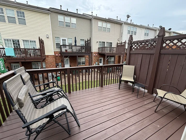 2907 Castleberry Ct — Photo 5