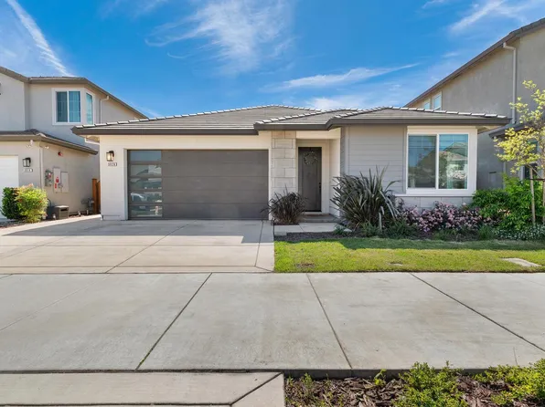 3026 Mulholland Dr, Lathrop, CA 95330