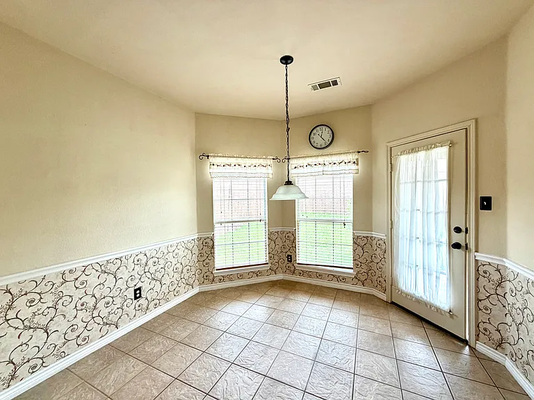 7204 Crane Dr — Photo 23