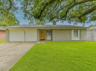 16635 Barcelona Dr, Friendswood, TX 77546