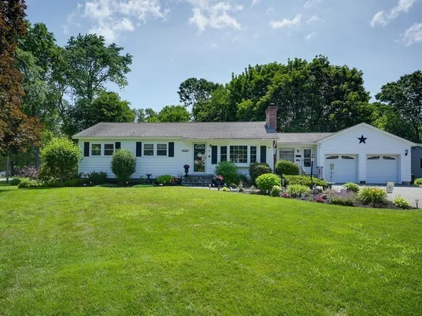 21 Buckman Dr, Chelmsford, MA 01824