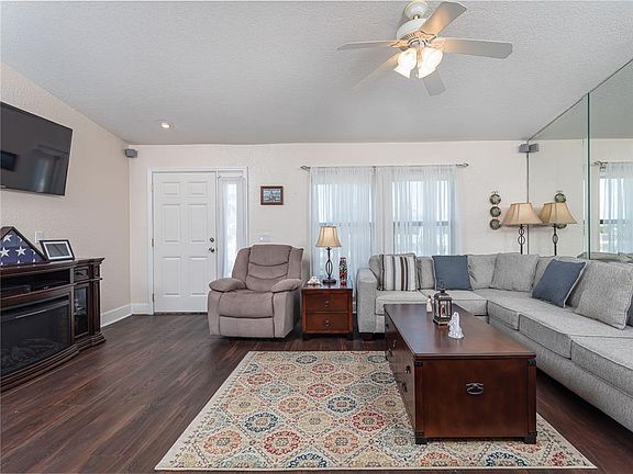 3rd image of 5120 Collingswood Blvd