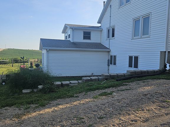 3rd image of 1991 34th Rd