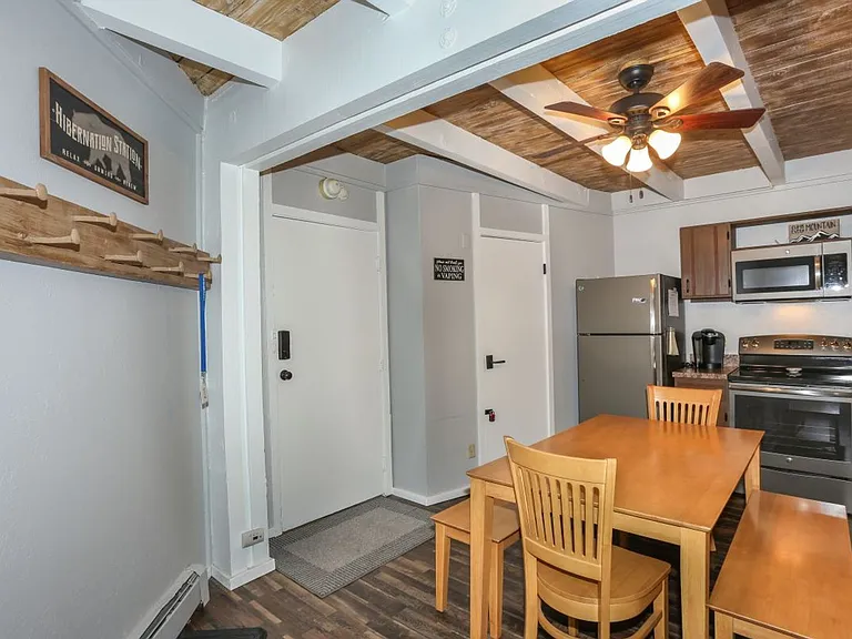 2100 Lodgepole Ct #106-A — Photo 6