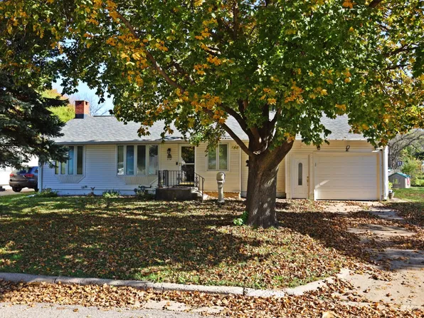 114 N 15th St, Estherville, IA 51334