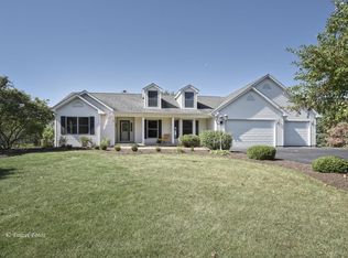 9N300 Tamara Dr, Elgin, IL 60124