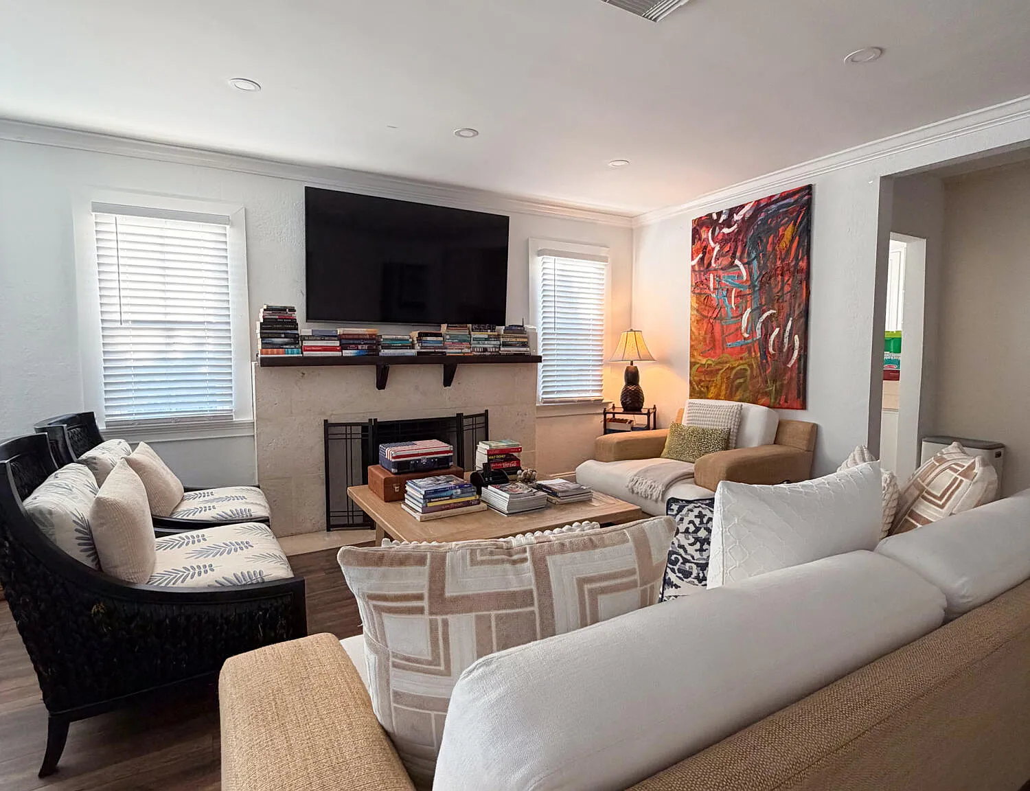 2 bed, 1.0 bath, 1188 sqft, $4,000 — Photo 4