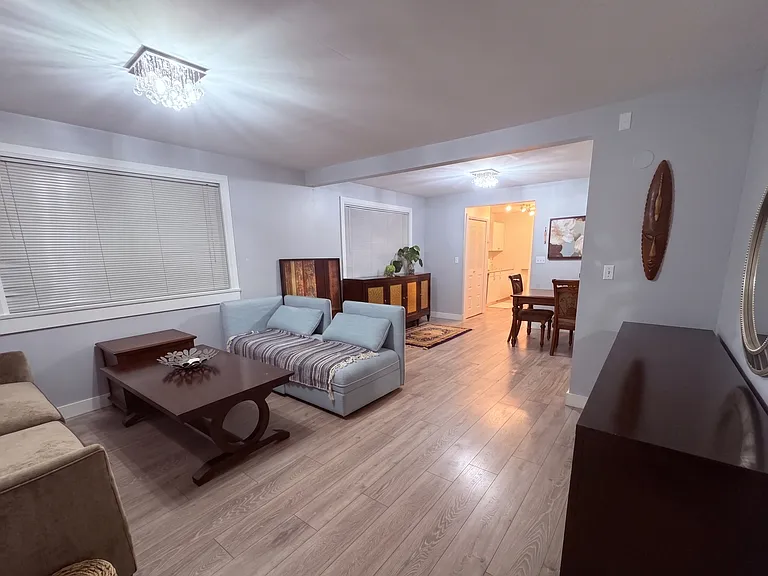 1518 Bowser Ave #13 — Photo 3