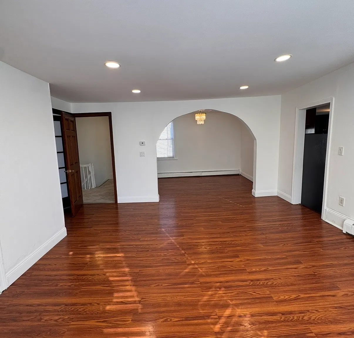 4 bed, 1400 sqft, $3,100 — Photo 3