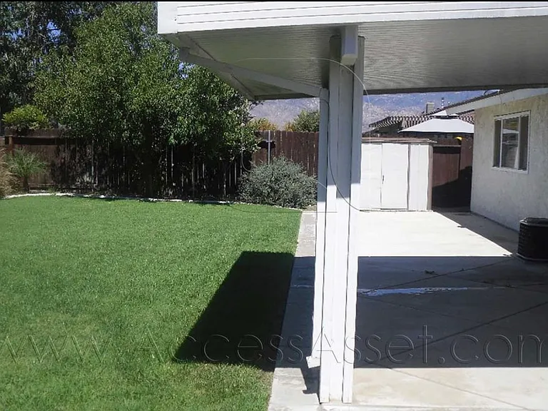 1235 N Lincoln St — Photo 10