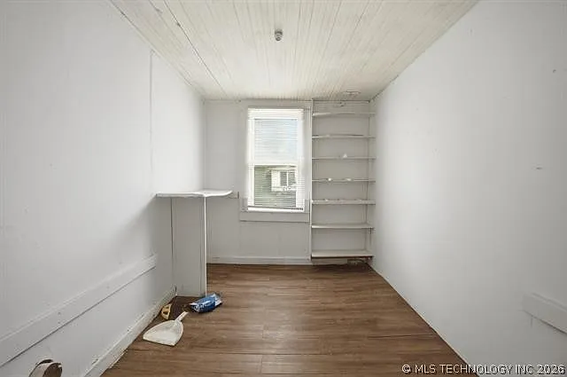 908 N Collins Ave — Photo 16
