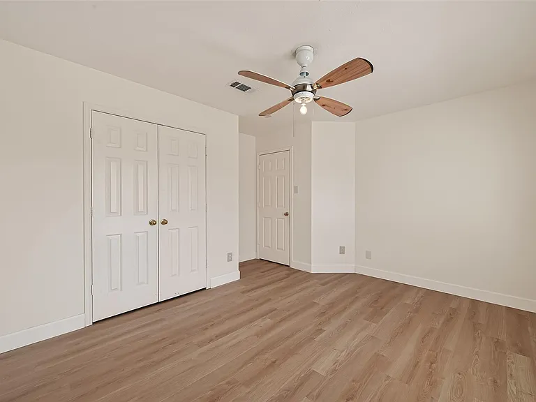 15910 Clayton Bend Dr — Photo 29