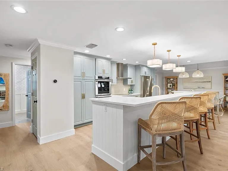 765 High Pines Dr — Photo 3