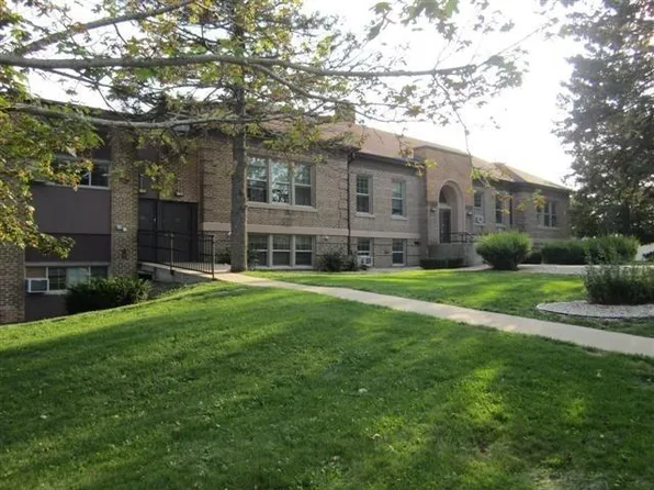 117-139 East North Street, Dodgeville, WI 53533