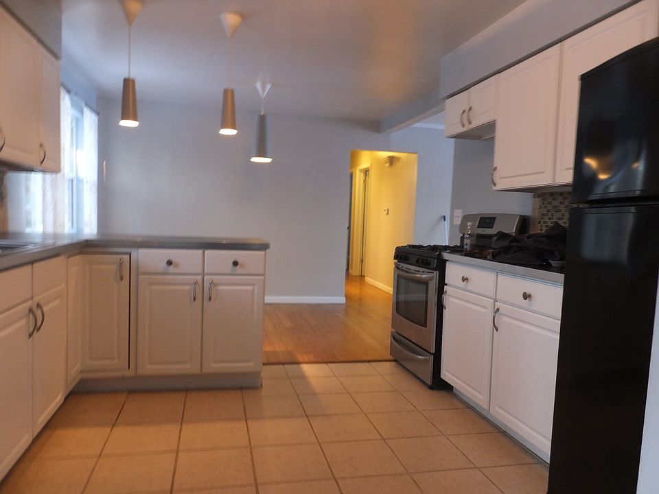 1st image of 1607 W West Aire Ave