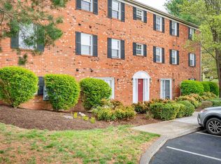 380 New Kent Rd APT 231, Blacksburg, VA 24060